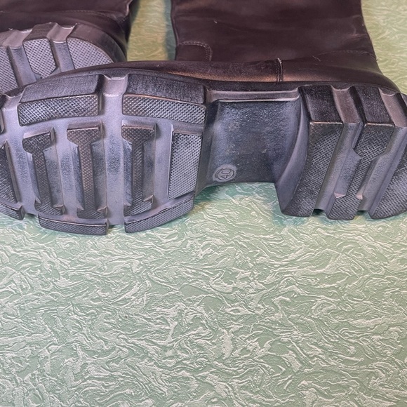 Free People Brooks Tall Black Chunky Knee-high Boots size 40 - Picture 6 of 10